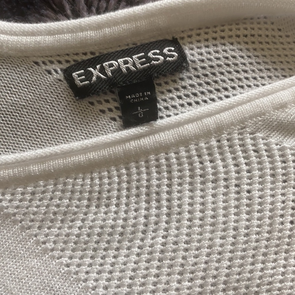 Express shirt - Picture 2 of 4